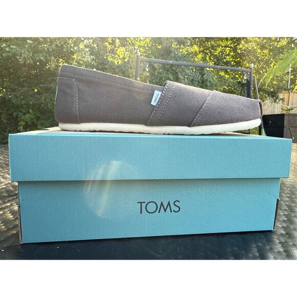 Toms Alpargata Canvas Shoes, Ash Color, Size 6 - Picture 1 of 4
